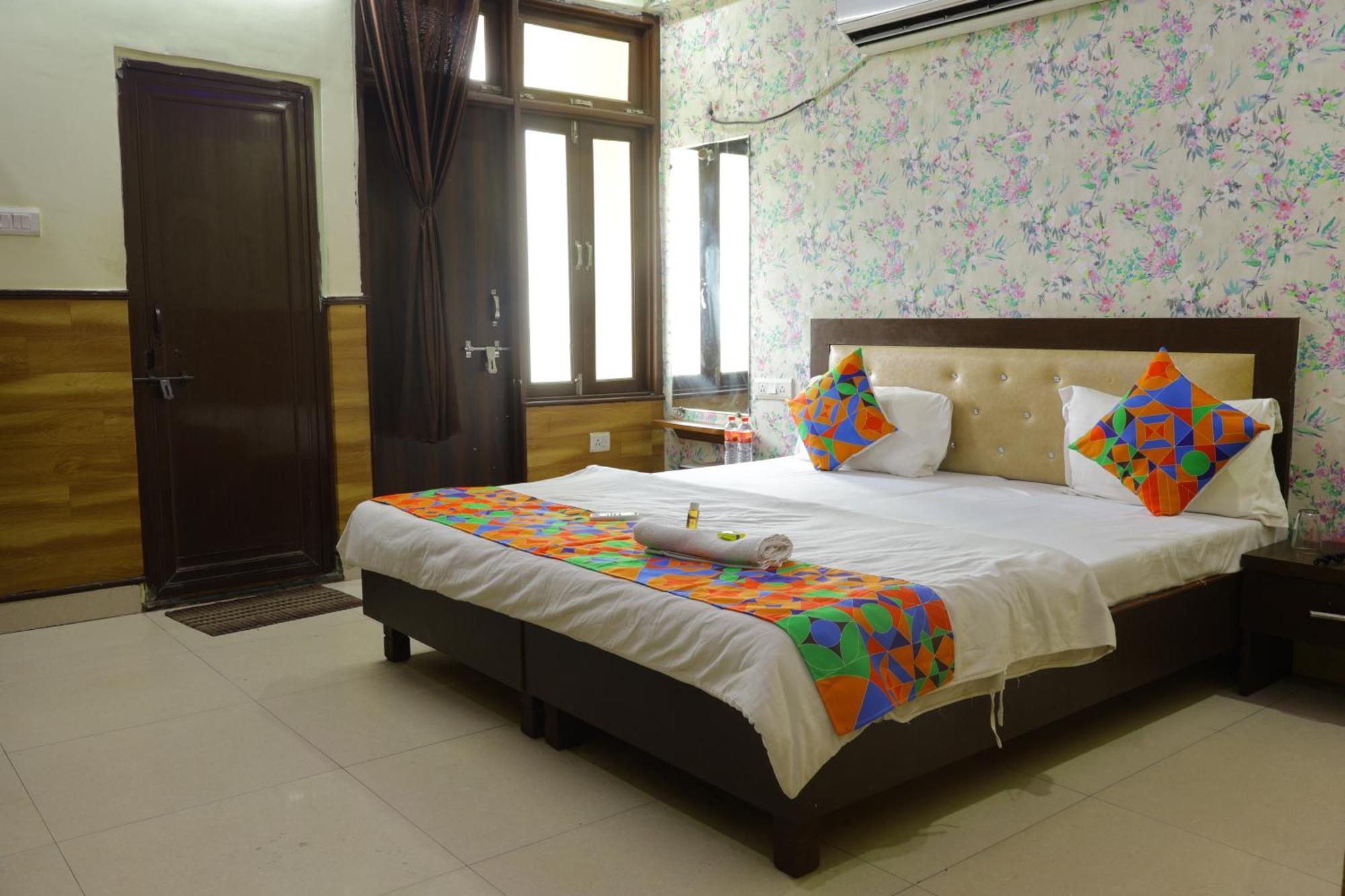 Trpotels Subhmagal Gwalior Ngoại thất bức ảnh